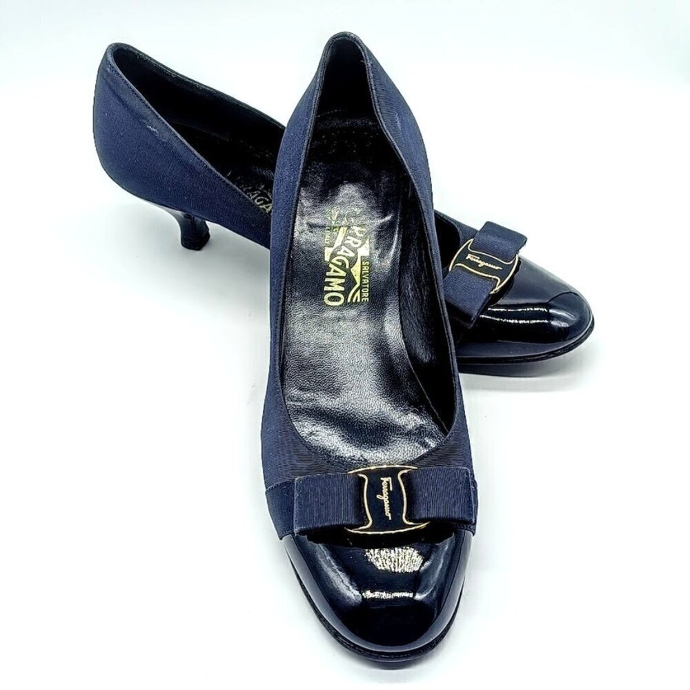 Salvatore Ferragamo Navy Patent Leather Grosgrain Ribbon Kitten Heels